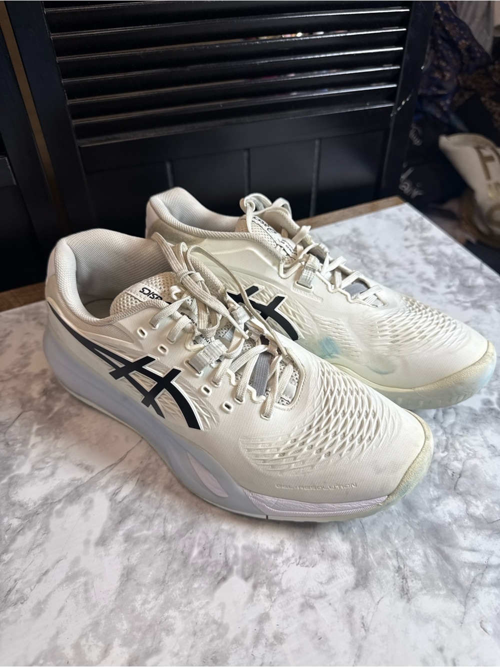Asics White and Black Performance Running Shoes